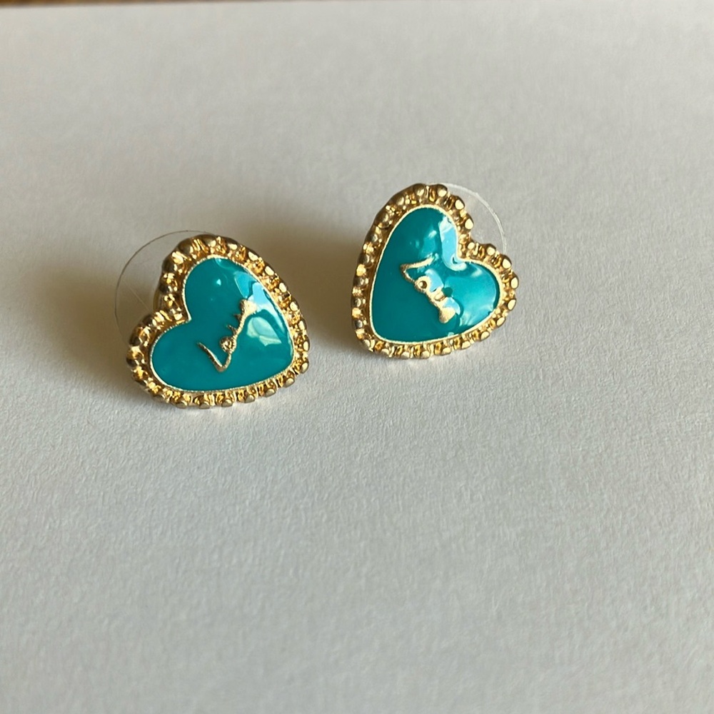 earrings metal Heart stud Gold tone and turquoise blue “love”
